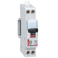 Disjoncteurs dnx 4500 - 4,5 ka courbes c et d - protection des départs