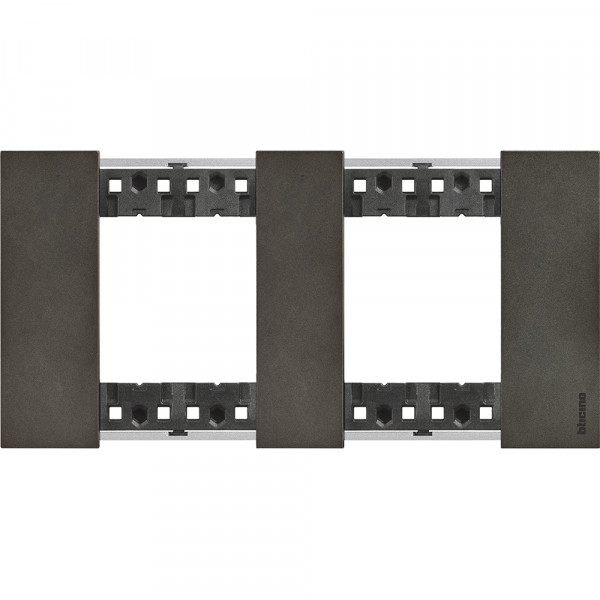 Plaque de finition Living Now Collection Les Noirs matière zamak 2x2 modules - finition Acier Space