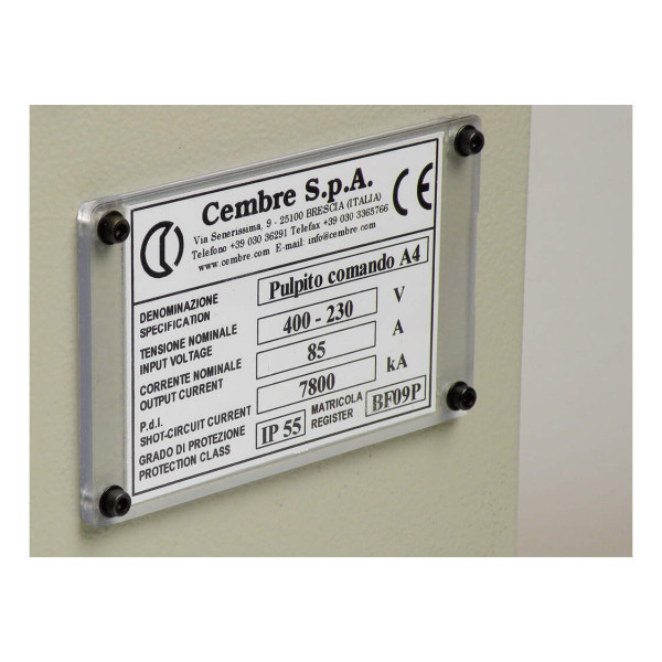 48704GY - Plaque personnalisable de type MG-VRT-R 105 x 110 mm grise