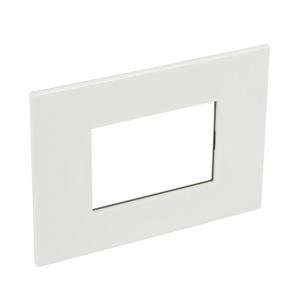 Plaque de finition arteor 3 modules carre blanc 
