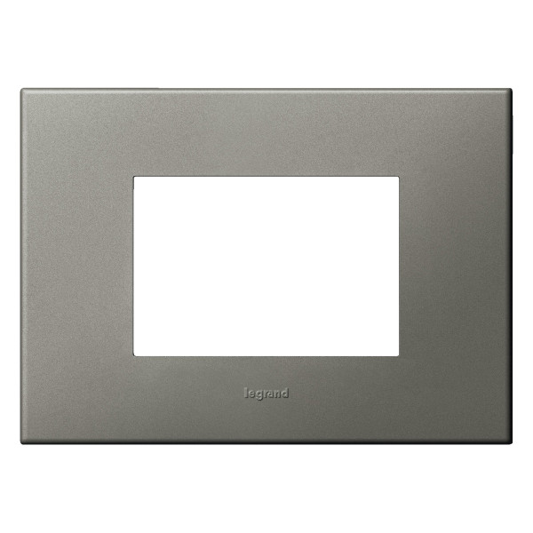 Plaque de finition arteor 3 modules italie et us carre magnesium 