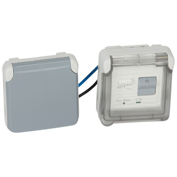 Prise de courant 2p+T à volet et éclips de protection + disjoncteur différentiel 30mA Plexo composable IP55 16A 250V - gris