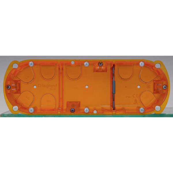 Boîte d'encastrement multimatériaux Legrand Batibox - 3 postes - 6/8 modules - vert/horiz - prof. 40